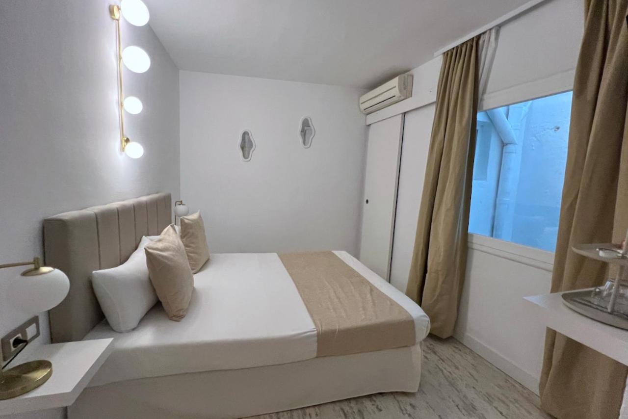 Aldara Sitges Hotell Exteriör bild